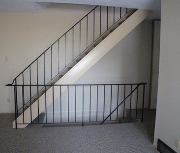 Townhouse in Anders - Photo 4