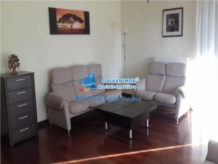 UNICAT de inch ap 2 camere lux teilor cu garaj - Photo 3