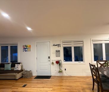 3680 Rue Paquette, Longueuil (Saint-Hubert), QC J3Y - Photo 5