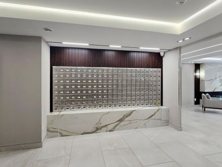 For Lease - 30 Harding Boulevard Unit# 810, Richmond Hill, Ontario - Photo 2