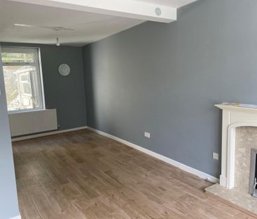 Windsor Road, Sixbells - Photo 1