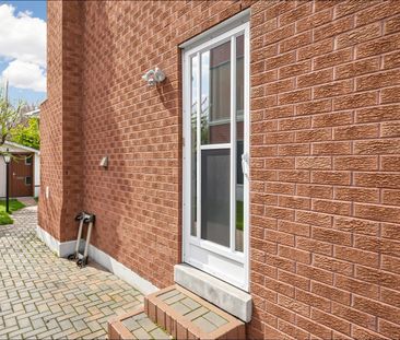 For Lease - 1469 Brentano Boulevard, Mississauga, Ontario - Photo 2