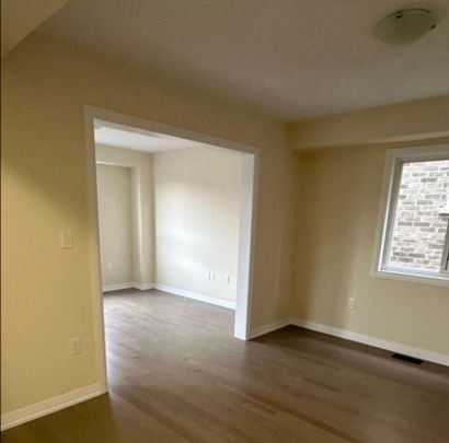 For Lease - 5 Revol Road, Penetanguishene, Ontario - Photo 1