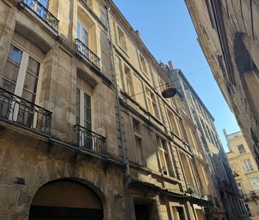 Location Appartement 2 pièces 48m² BORDEAUX 33000 - Photo 4