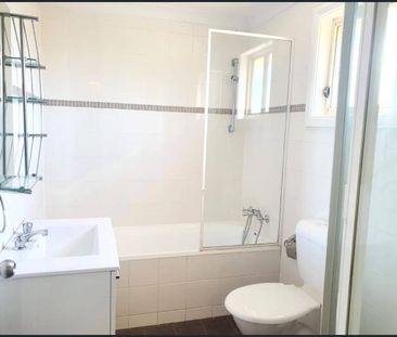 Beautiful 3 Bedroom House - Photo 1