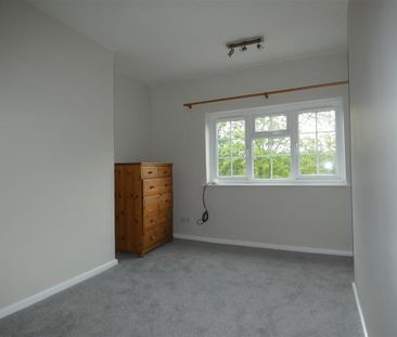 2 bedroom end of terrace house to rent - Photo 1