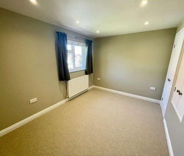 Hillcroft, Portslade, BN41 - Photo 2