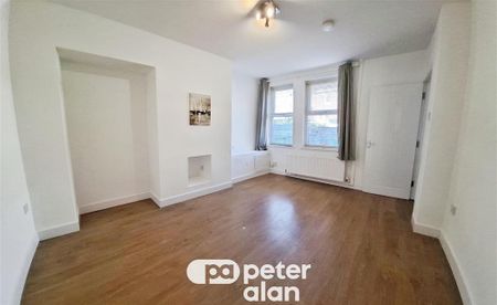St Leger Crescent, St. Thomas, SWANSEA - Photo 3