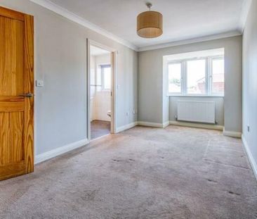 Howards Grove - Photo 1