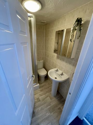 Townhouse apartment available TO LET in Grosvenor Street, Blackpool - Photo 5