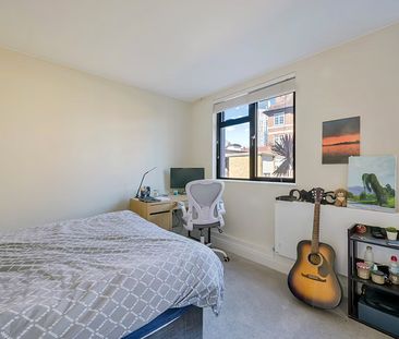 2 bedroom apartment - Photo 5