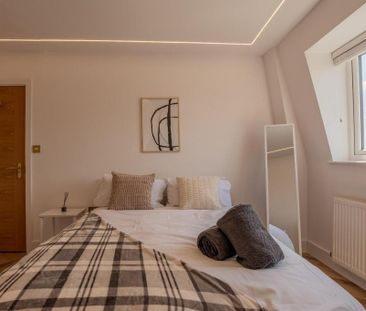 1 bedroom in a house share to rent - Photo 3