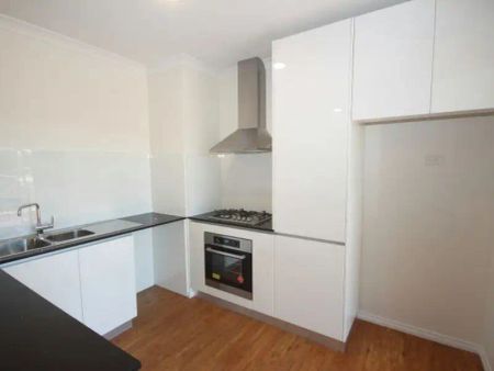 5/153 Canna Drive, Canning Vale WA 6155 - Photo 3