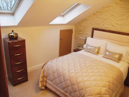 4 bedroom townhouse to rent - Photo 4