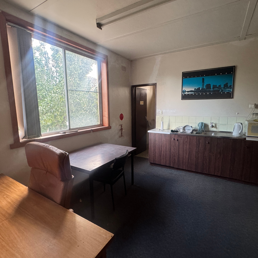 Take Your Business Upstairs! - Photo 1