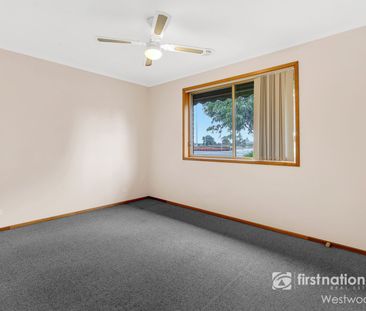 8 Presidents Court, 3030, Werribee Vic - Photo 5