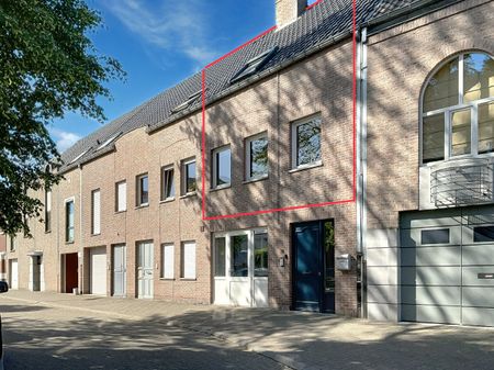 Leuke duplex met 2 slaapkamers en groot terras - Photo 2