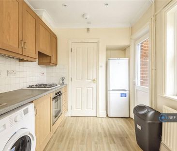 4 bedroom terraced house to rent - Photo 4