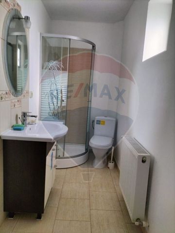 Casă / Vilă cu 4 camere la 25 min de Piata Victoriei - ... - Fotografie 4