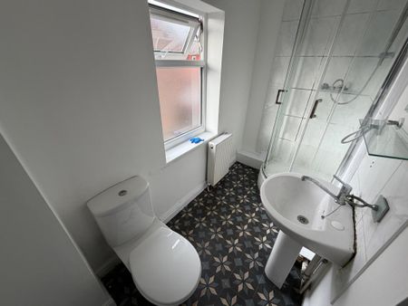 Jetson Street, Abbey Hey , Manchester, M18 - Photo 3