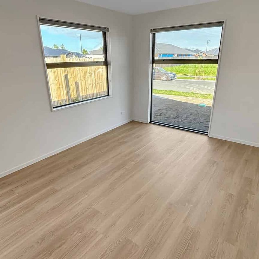 Near-New Home in Halswell - Photo 1