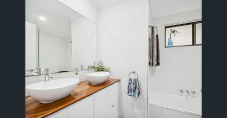 Neat & Tidy Family Home - Photo 5