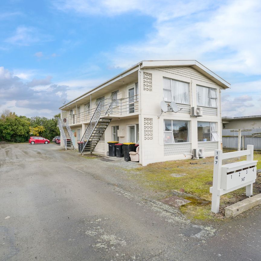 2 Bedroom - Rear Unit on the main stretch of Invercargill! - Photo 1