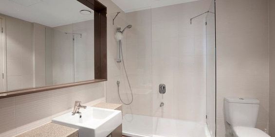 The ultimate executive pad with an award-winning pedigree! - Photo 3