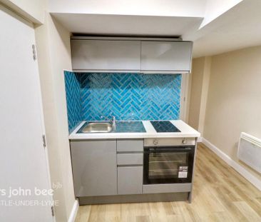 Studio to rent - Photo 4