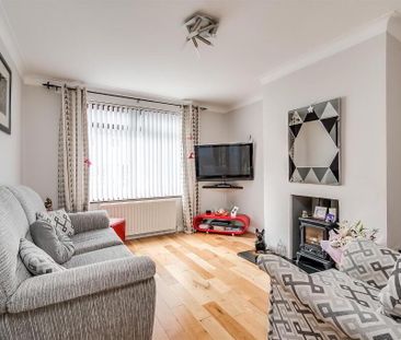 54 Northwood Parade, Belfast, BT15 3QJ - Photo 2