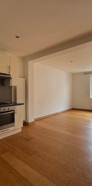 In optie - Appartement te huur in Ukkel met 1 slaapkamer - Photo 1