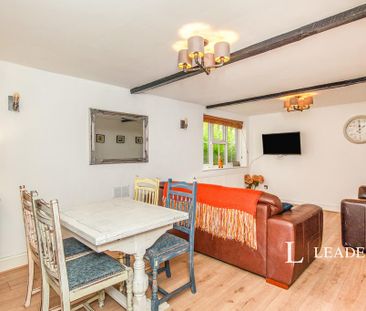 2 bedroom terraced house to rent - Photo 2