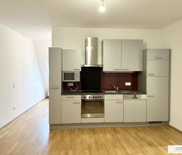 U-Bahn-Nähe Alser Straße! Sonnige, unbefristete 2-Zimmer-Dachgescho... - Photo 1