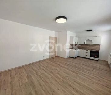 Pronájem bytu 2+kk, Otrokovice (byt 1.05) - Photo 2