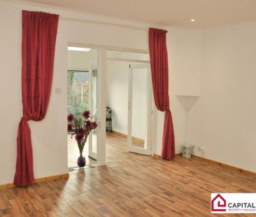 3 bedroom terraced house to rent - Photo 1