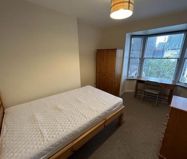 6 bedroom house to rent - Photo 3