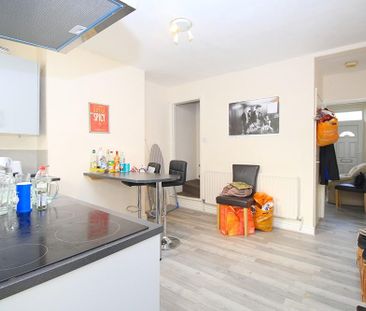 2 bedroom house share to rent - Photo 6