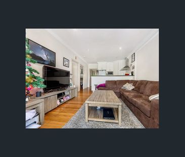 Beautiful Duplex on Burleigh Hill - Photo 1