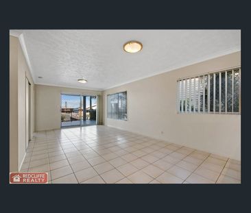 2/13 Tramore Street, Margate, Qld 4019 - Photo 6