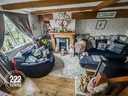 Knutsford Road - Warrington - WA4 - Photo 2