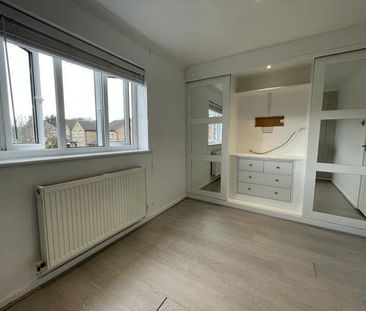 3 bedroom detached house to rent - Photo 3