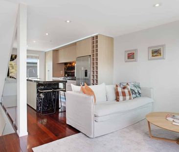 Stylish Ponsonby Living – 3 Bedrooms, 2 Bathrooms, Fully Furnished! - Photo 3