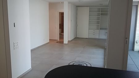 Lugano, via Maderno 23, grande appartamento 2.5 locali - Photo 4