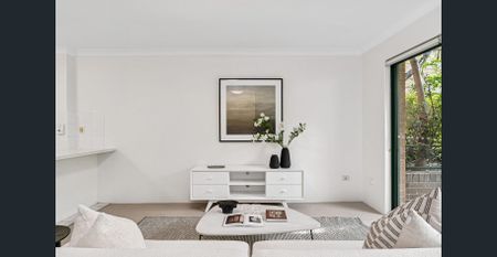 Urban Comfort and Style in the Heart of Chippendale - Photo 5