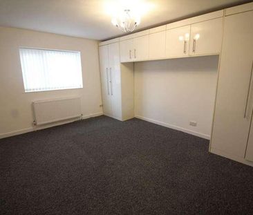 Bolton Road, BL8 - Photo 5