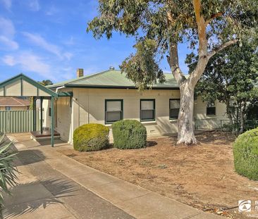 This delightful three-bedroom property could be just the one for you! - Photo 6