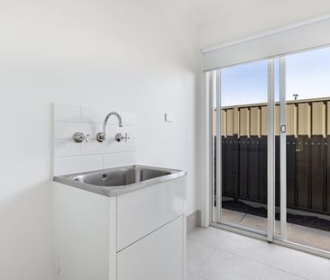 The Perfect Modern House in a Prime Location - Photo 3