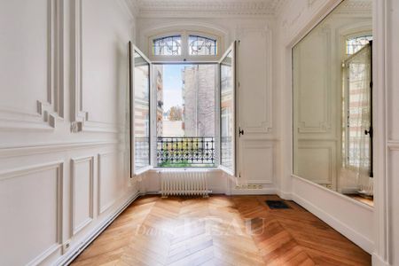Location appartement, Paris 4ème (75004), 6 pièces, 172.77 m², ref 86402178 - Photo 3