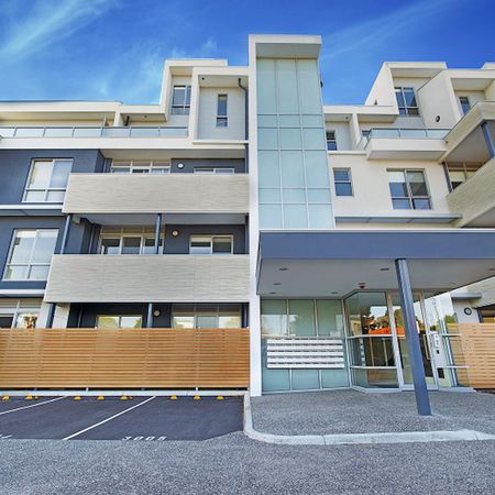 Unit 111/3 Sandbelt Close, Heatherton. - Photo 4