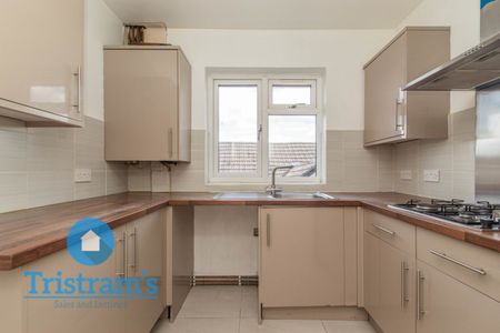 2 bed Flat for Rent - Photo 3